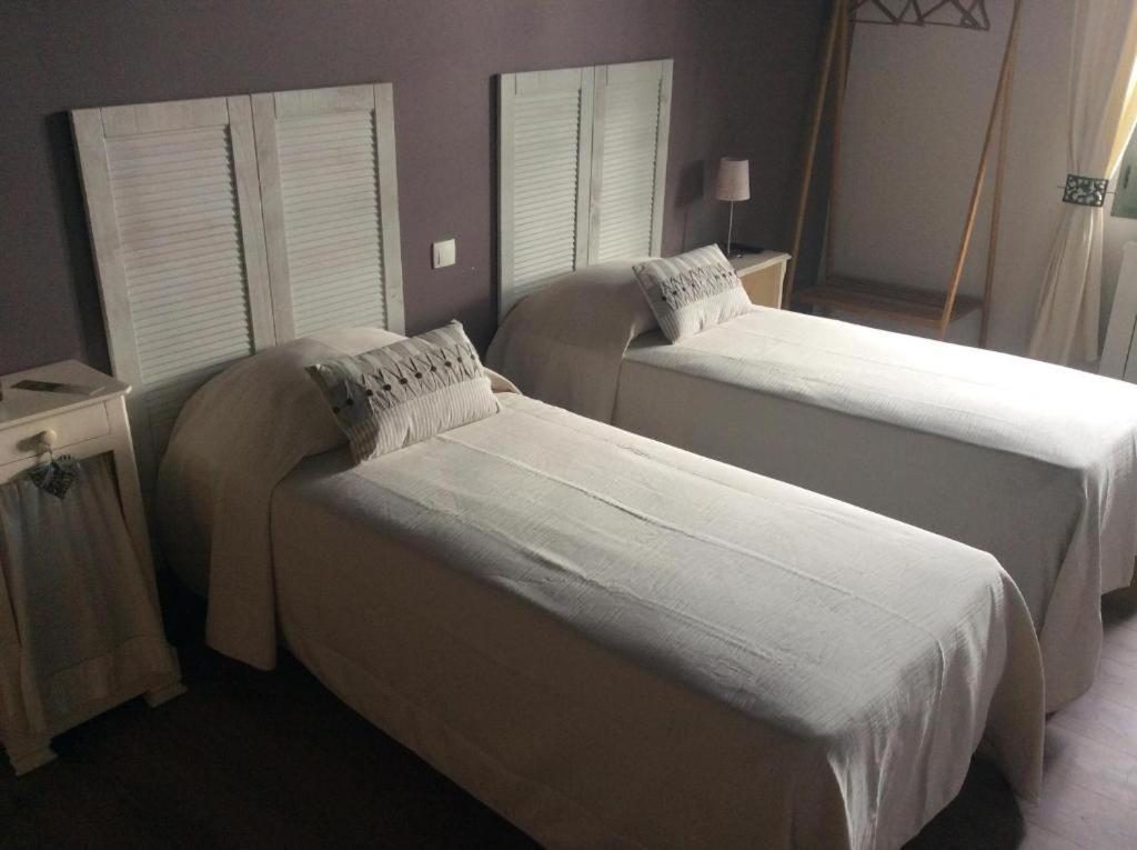 Du Cote De Chez Jeanne Hotel Fourcès Eksteriør billede